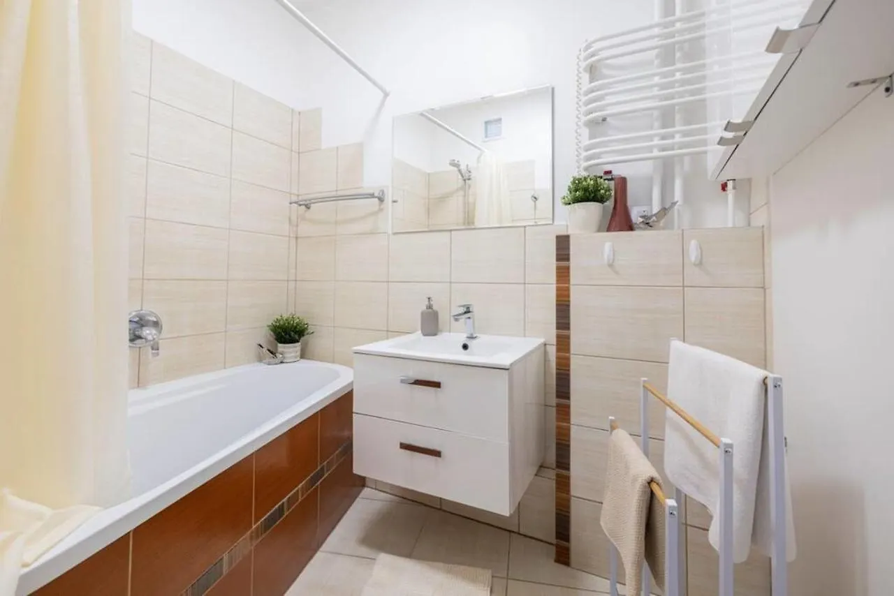 Pokoj W Stylowym Apartamencie Possession Pl Apartment Gdansk Poland